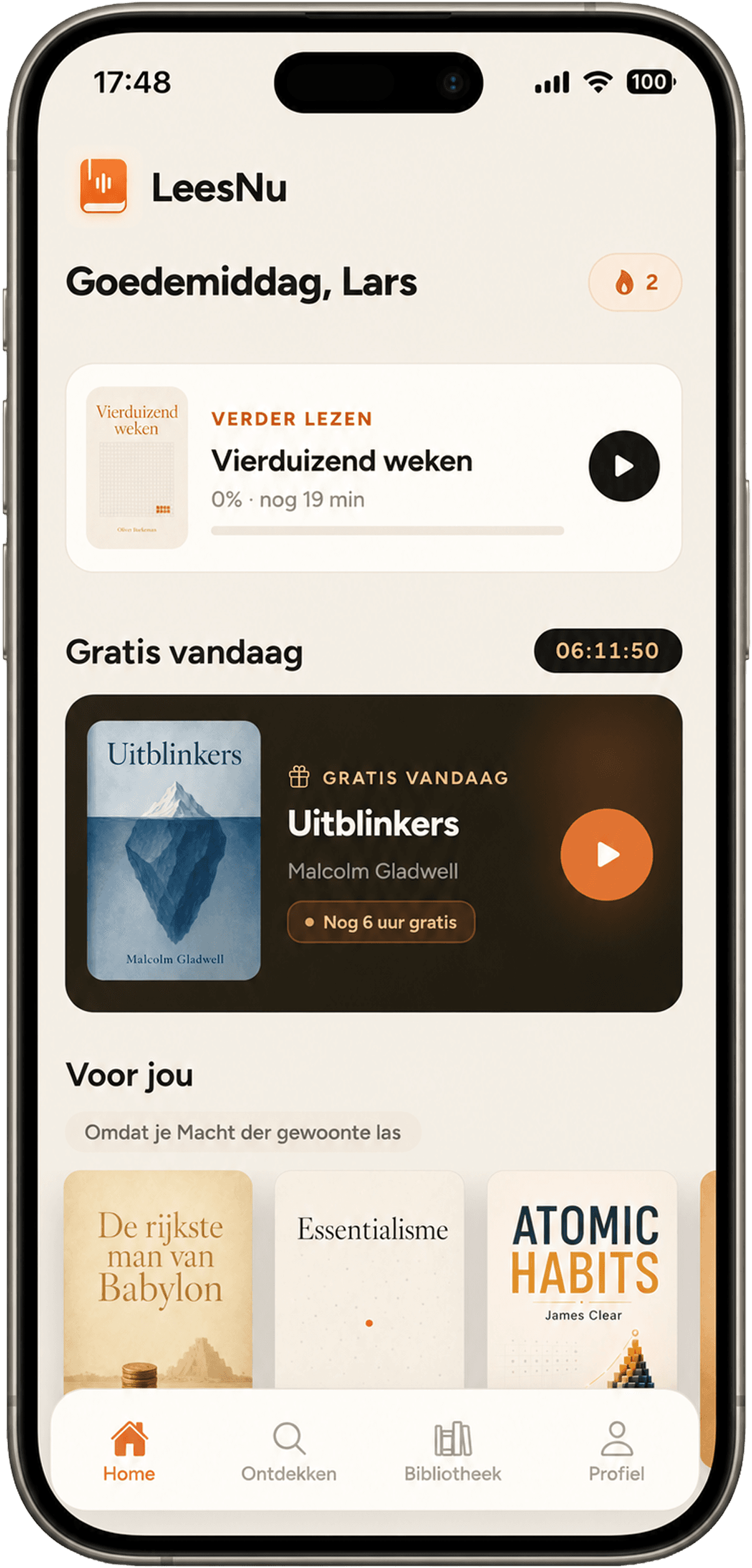 Het beginscherm van de LeesNu-app: de samenvatting waar je gebleven was, de gratis titel van vandaag en aanbevelingen op basis van wat je las.